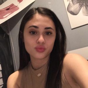 Meet your Posher, Jasmine